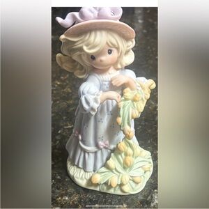 Precious Moments Four Seasons Figurine